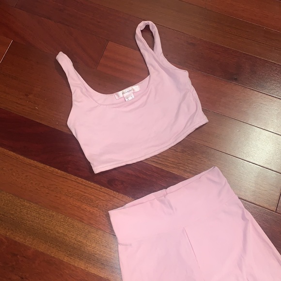 MATCHING SET • Pink Cropped Legging + Scoop Neck - Picture 5 of 5